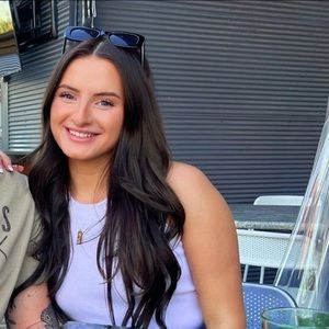 Meet your Posher, Cami